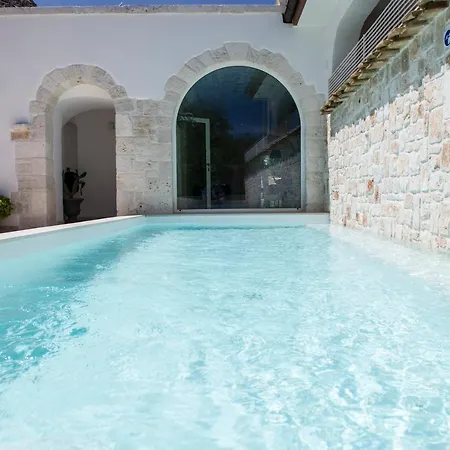 Trulli Pietraviva With Pool Villa *