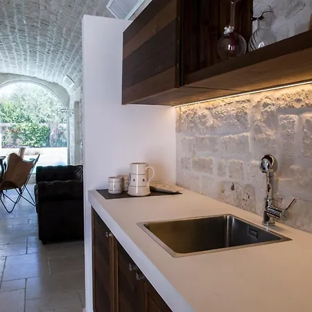 Trulli Pietraviva With Pool Villa